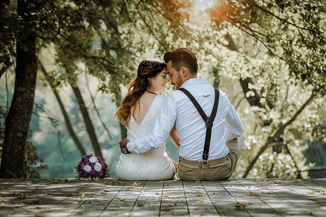 couple-4615557_640